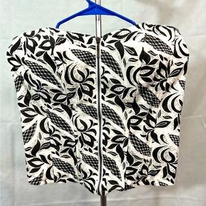 Gorgeous black and white patterned zippered corset